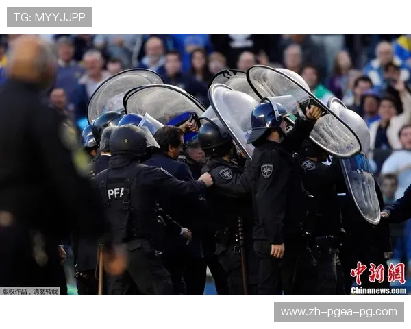 足球阿甲战术板：三中卫体系在南美赛场的适应性实验